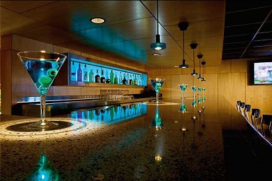 North Restaurant & Cocktail Lounge
